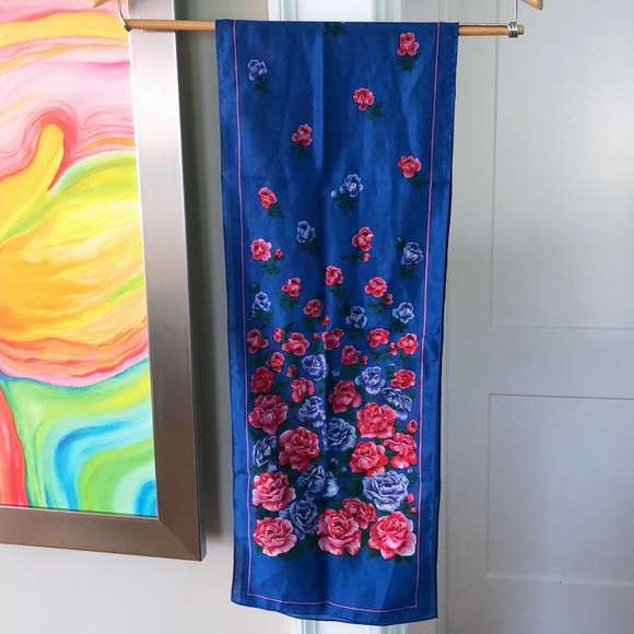 Vintage Accessories - VINTAGE Vibrant Blue English Roses Oblong Scarf